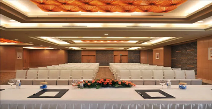 Radisson Gurugram Sohna Road City Center Gurgaon 5*,