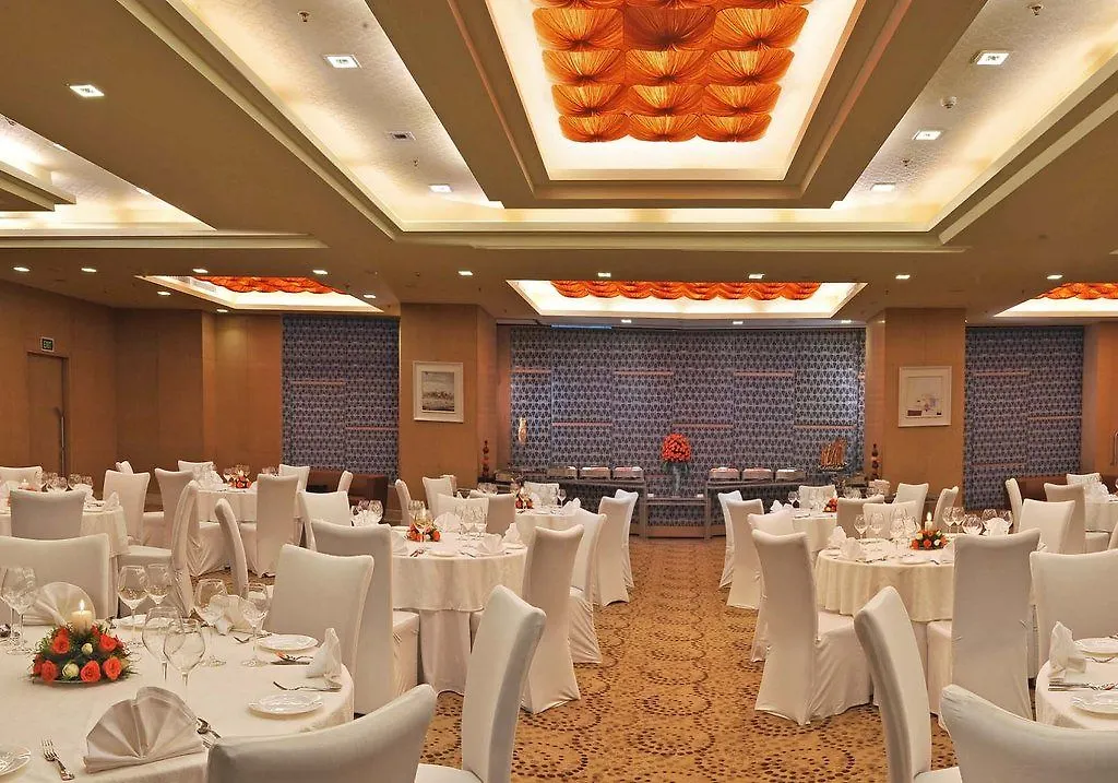 ***** Hotel Radisson Gurugram Sohna Road City Center Gurgaon India